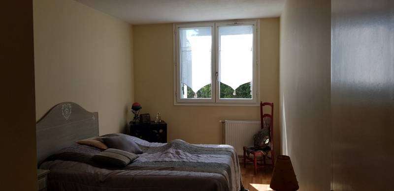 APPARTEMENT A VENDRE SUR LE BOUSCAT - une chambre