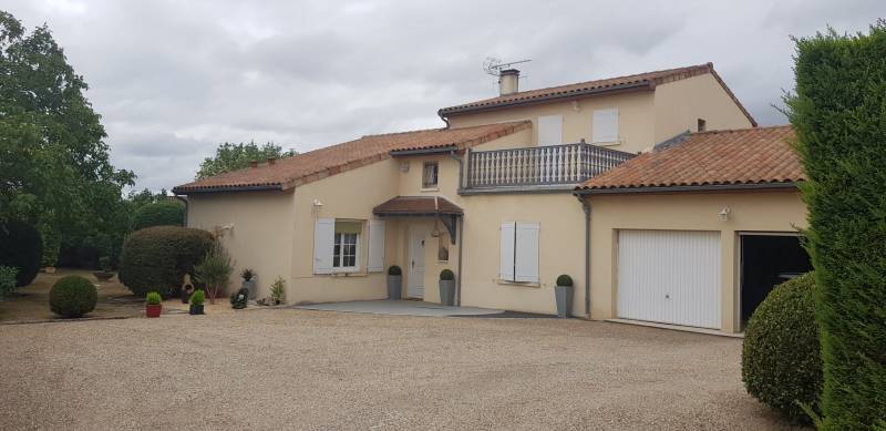 ACHETER UN VIAGER OCCUPE SUR COGNAC EN CHARENTE