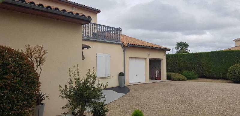 ACHETER UNE BELLE MAISON 4 CHAMBRES SUR COGNAC