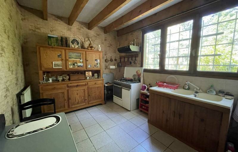 ACHETER EN PLEINE FORET UNE HABITATION DE 2 CHAMBRES SUR LE PIAN MEDOC